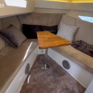 Solara 380 Bow Raider 10